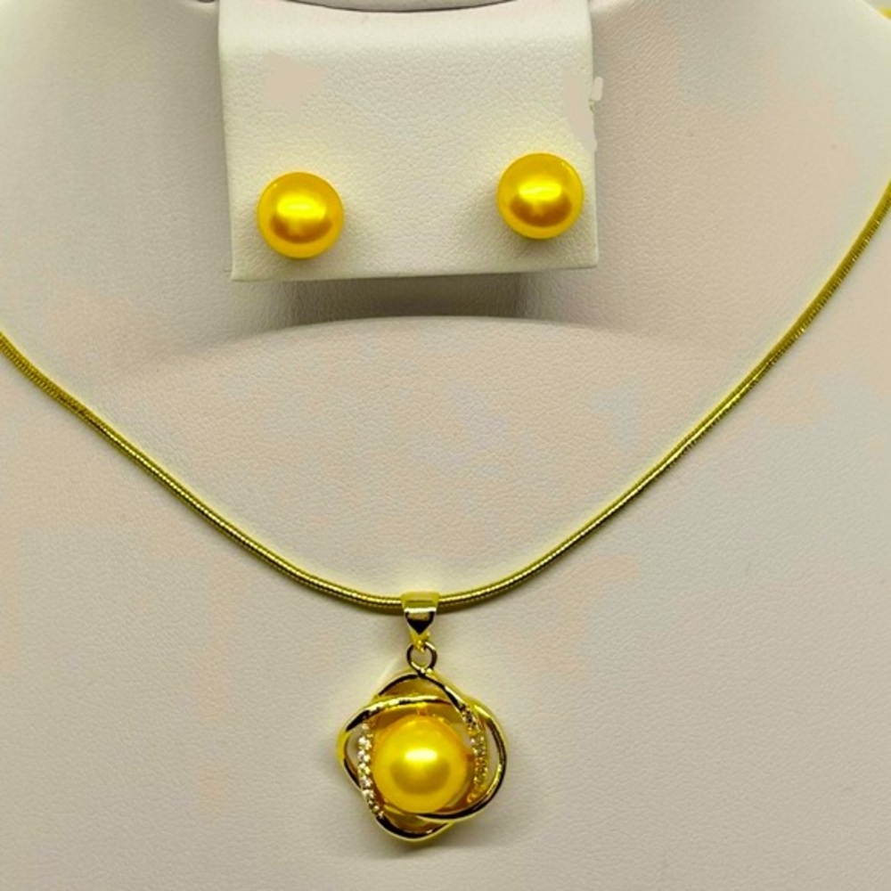 Genuine Real Golden Pearl Pendant Necklace & Earrings